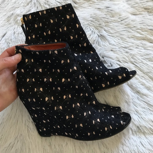 MISSONI LACE WEDGE PEEPTOE BOOTIES 6 - Picture 4 of 11